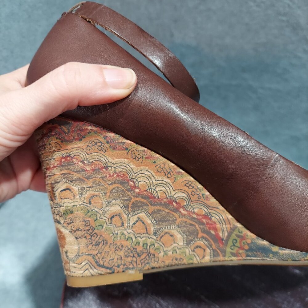 Lucky Brand Tan Cork Wedge Platform Sandals Size 9.5M with paisley print - Picture 5 of 15